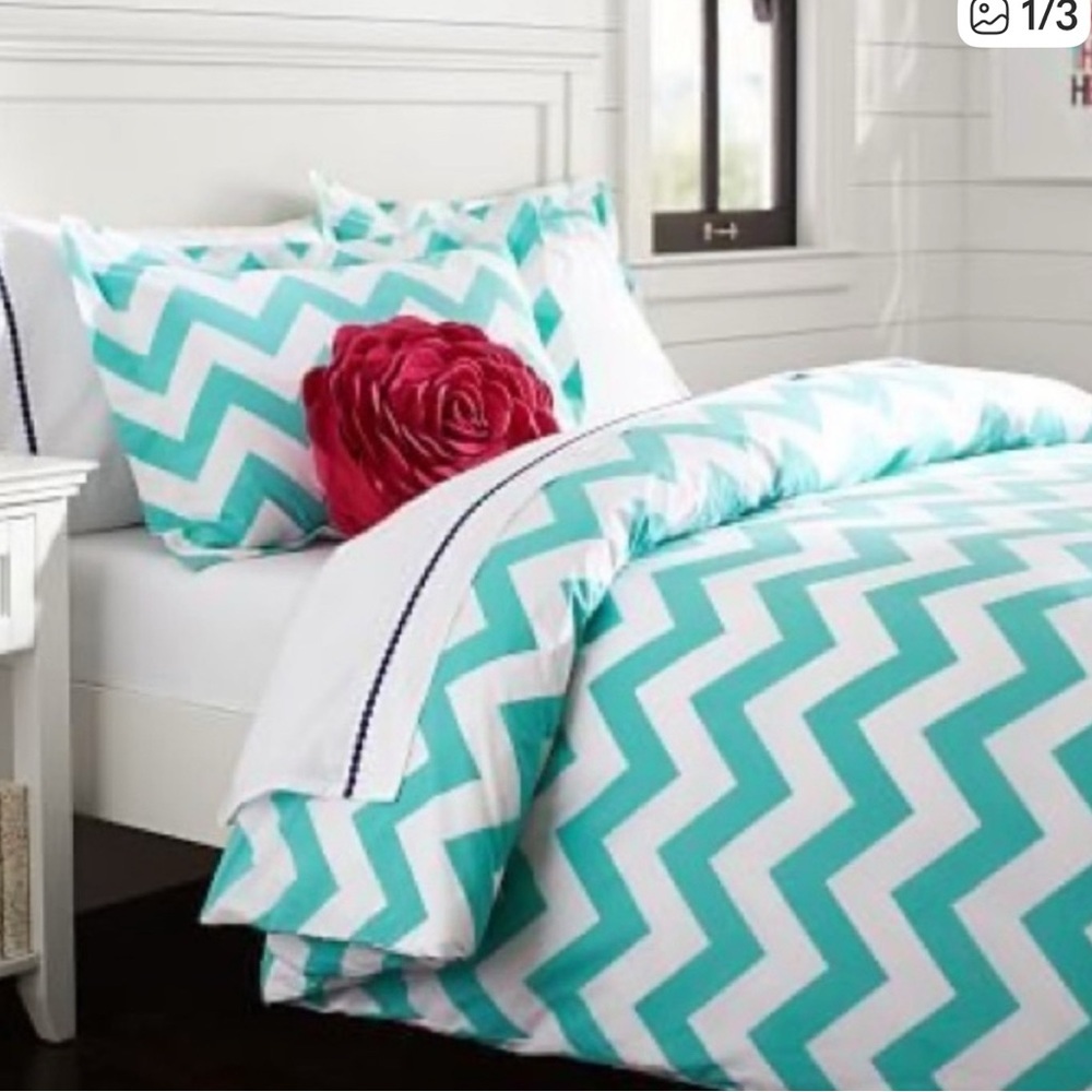 NWT Pottery Barn Teen Twin Chevron Duvet Pool Aqua Turquoise